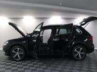 Volkswagen Tiguan SE NAV TDI BMT 4MOTION 4