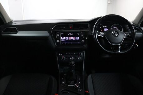 Volkswagen Tiguan SE NAV TDI BMT 4MOTION 41