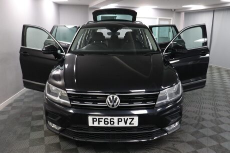 Volkswagen Tiguan SE NAV TDI BMT 4MOTION 9