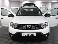 Dacia Duster ESSENTIAL TCE 7