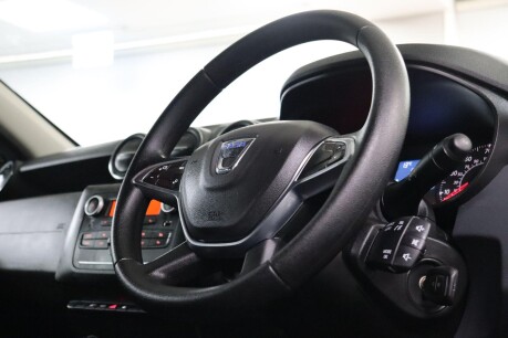 Dacia Duster ESSENTIAL TCE 12