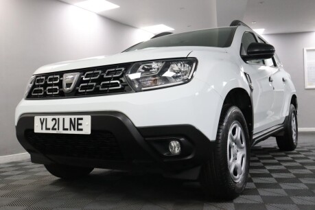 Dacia Duster ESSENTIAL TCE 28