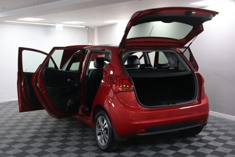 Kia Venga 4 21