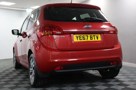 Kia Venga 4 29