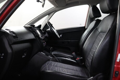 Kia Venga 4 42