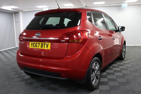 Kia Venga 4 11