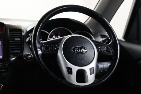 Kia Venga 4 45