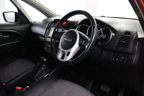Kia Venga 4 21