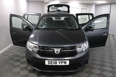 Dacia Sandero AMBIANCE SCE 7
