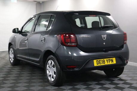 Dacia Sandero AMBIANCE SCE 10