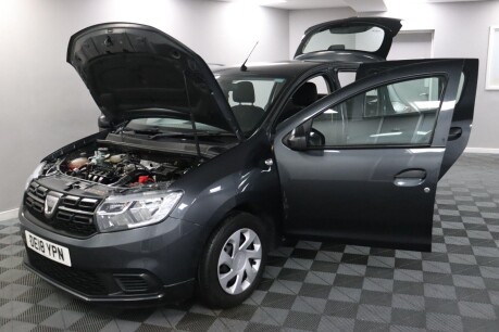 Dacia Sandero AMBIANCE SCE 16