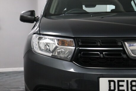 Dacia Sandero AMBIANCE SCE 25