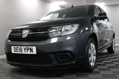 Dacia Sandero AMBIANCE SCE 28