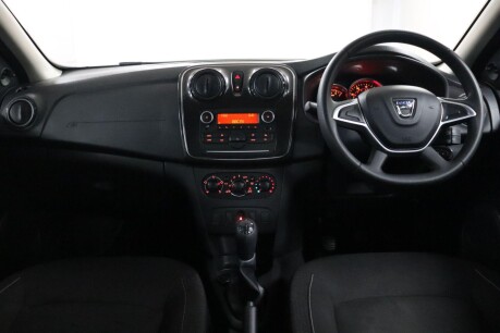 Dacia Sandero AMBIANCE SCE 38