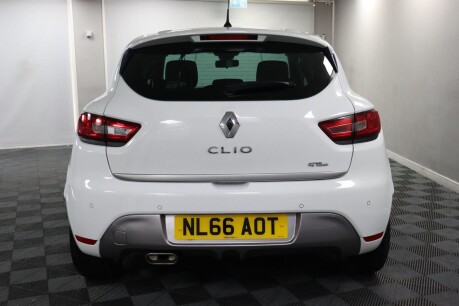 Renault Clio DYNAMIQUE S NAV DCI 8