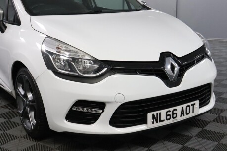 Renault Clio DYNAMIQUE S NAV DCI 26