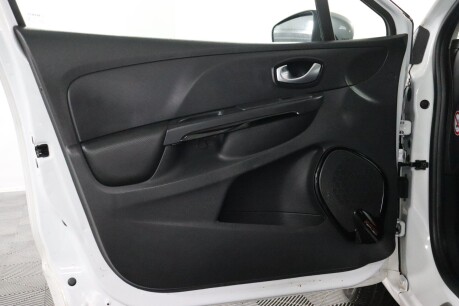 Renault Clio DYNAMIQUE S NAV DCI 44