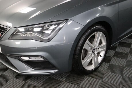 SEAT Leon TDI FR TECHNOLOGY 31