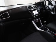 Suzuki SX4 S-Cross SZ-T 34