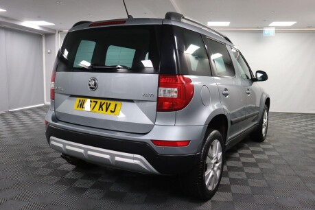 Skoda Yeti SE L DRIVE TDI SCR 11