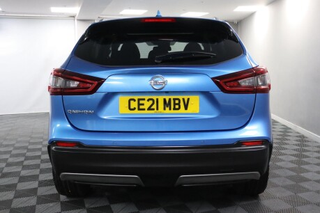 Nissan Qashqai DIG-T N-CONNECTA 8