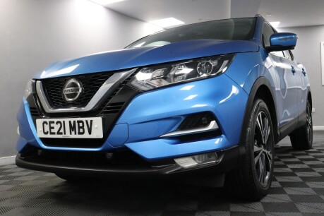 Nissan Qashqai DIG-T N-CONNECTA 28