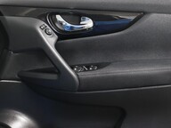 Nissan Qashqai DIG-T N-CONNECTA 36