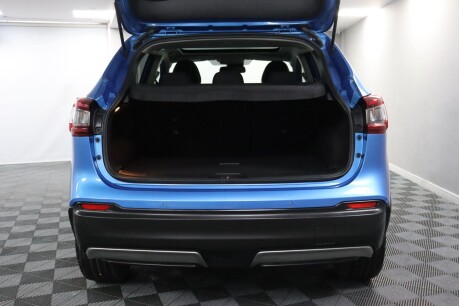 Nissan Qashqai DIG-T N-CONNECTA 14