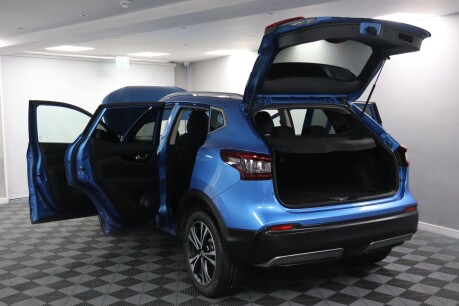 Nissan Qashqai DIG-T N-CONNECTA 21