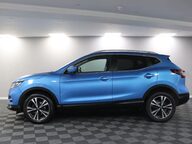 Nissan Qashqai DIG-T N-CONNECTA 18