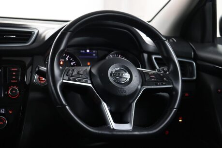 Nissan Qashqai DIG-T N-CONNECTA 46