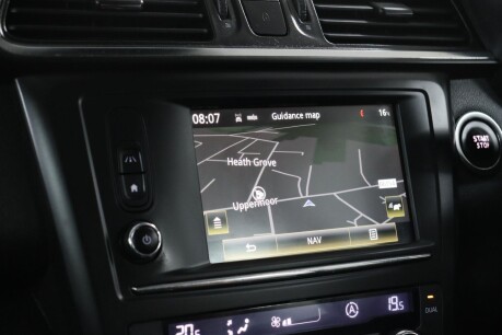 Renault Kadjar SIGNATURE NAV TCE 39