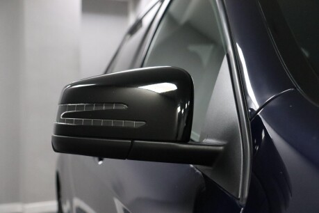Mercedes-Benz A Class A 160 AMG LINE 33