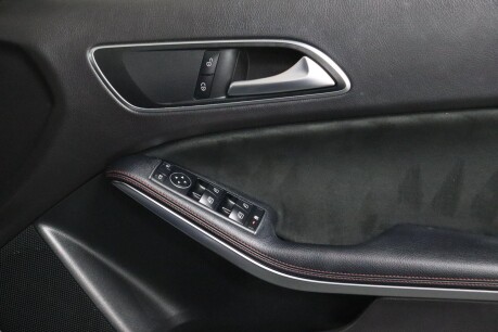 Mercedes-Benz A Class A 160 AMG LINE 36