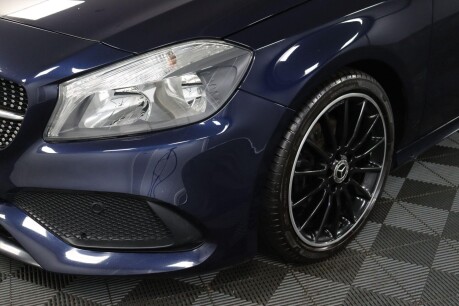 Mercedes-Benz A Class A 160 AMG LINE 31