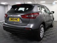 Nissan Qashqai DIG-T VISIA 11