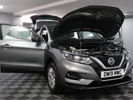 Nissan Qashqai DIG-T VISIA 15