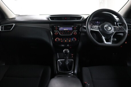 Nissan Qashqai DIG-T VISIA 38
