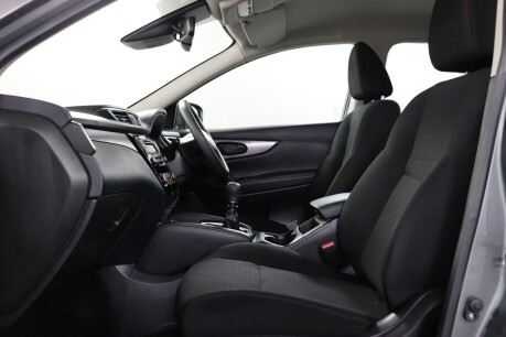 Nissan Qashqai DIG-T VISIA 40