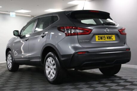 Nissan Qashqai DIG-T VISIA 22
