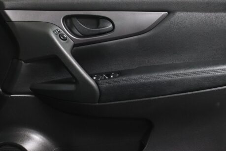 Nissan Qashqai DIG-T VISIA 37