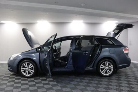 Toyota Avensis T4 VALVEMATIC  5