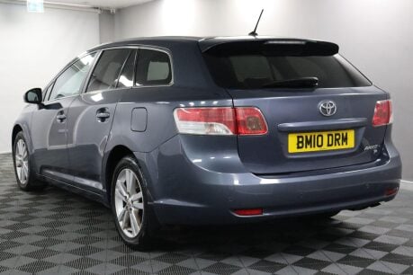 Toyota Avensis T4 VALVEMATIC  11