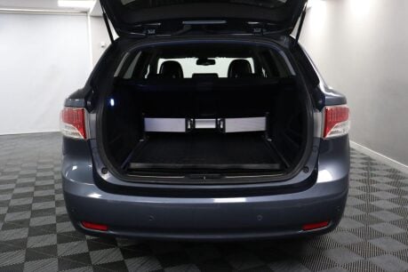 Toyota Avensis T4 VALVEMATIC  15