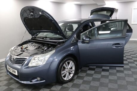 Toyota Avensis T4 VALVEMATIC  17