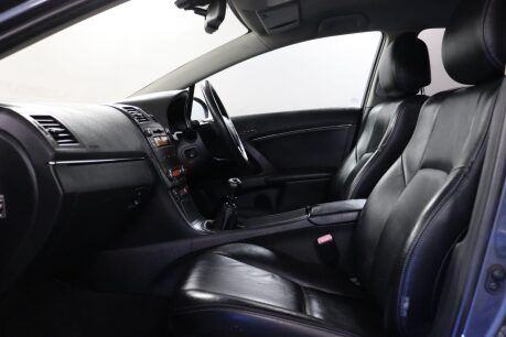 Toyota Avensis T4 VALVEMATIC  41