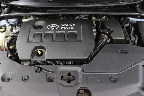 Toyota Avensis T4 VALVEMATIC  43