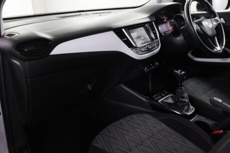 Vauxhall Crossland X GRIFFIN 34