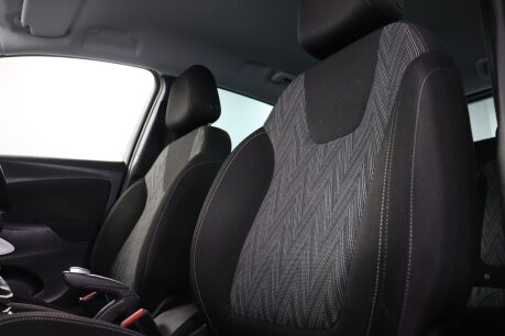 Vauxhall Crossland X GRIFFIN 38