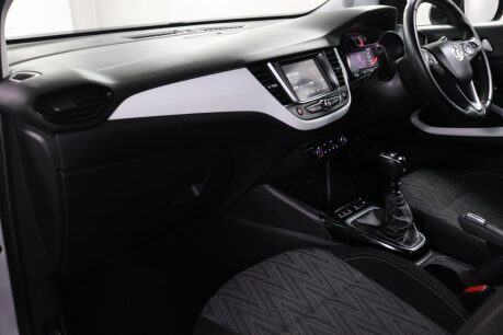 Vauxhall Crossland X GRIFFIN 26